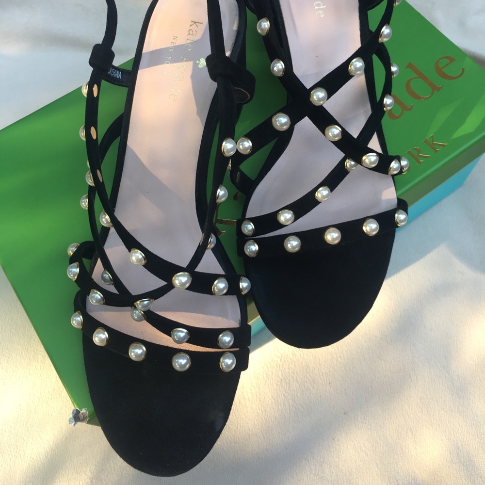 Kate Spade “Wynne” Sandal w/ Pearls - Picture 3 of 8